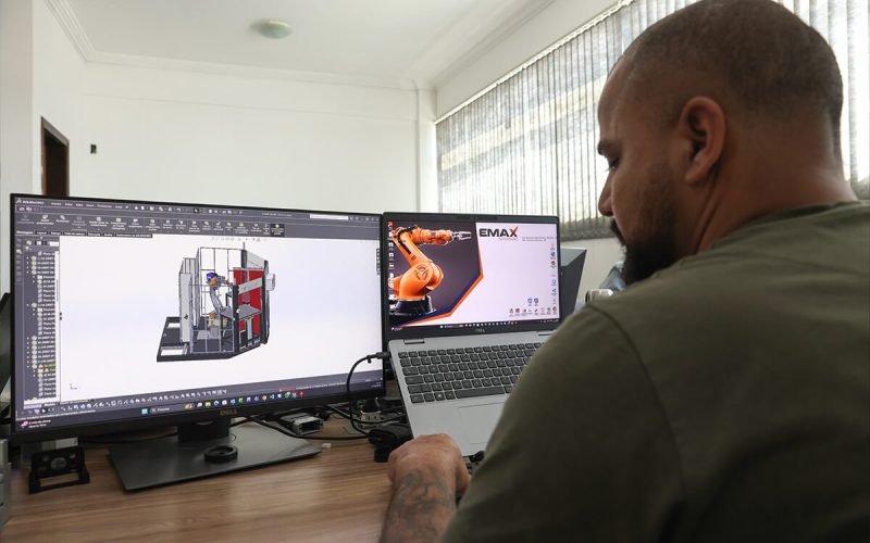 emax automacao mao de obra especializada
